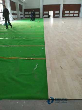 行業體育籃球木地板價錢