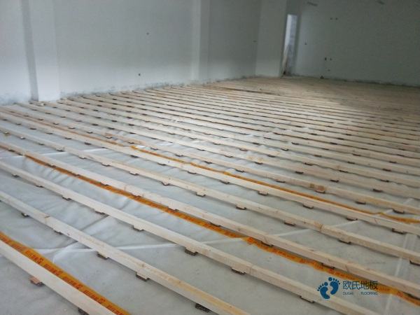 那有籃球木地板價(jià)格多少