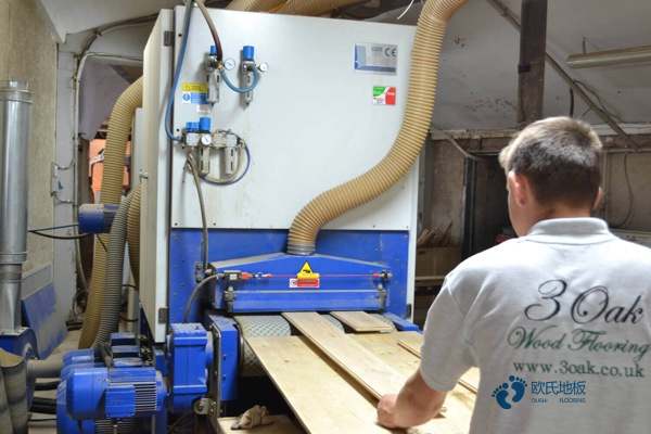 那里有籃球木地板要多少錢(qián)