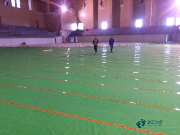 哪里有體育籃球木地板價(jià)錢