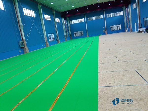 好看的體育籃球木地板大概多少錢(qián)