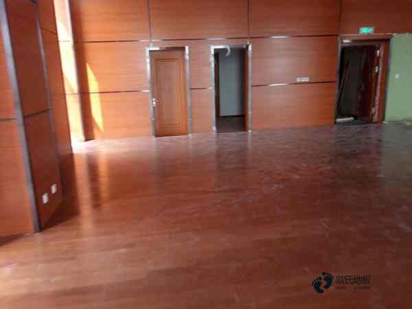 籃球館木地板價(jià)格行情3