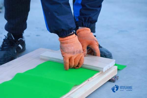 籃球館木地板價(jià)格行情2