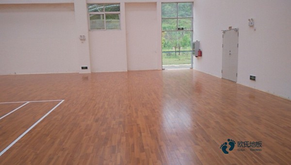 籃球運(yùn)動(dòng)木地板生產(chǎn)廠商3