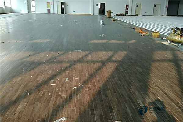 籃球運(yùn)動木地板廠家直銷3