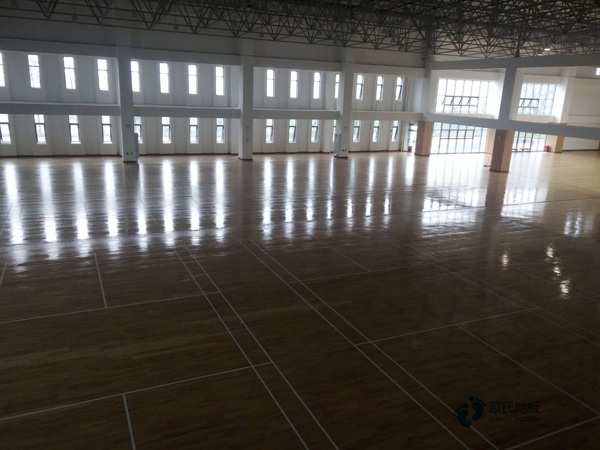 運(yùn)動(dòng)體育木地板廠家直銷(xiāo)3