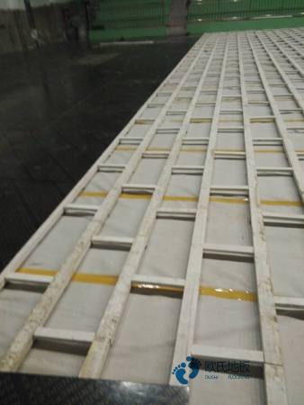 運動體育木地板每平方價格2