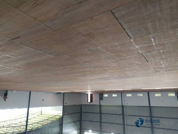 主輔龍骨體育籃球木地板施工價格