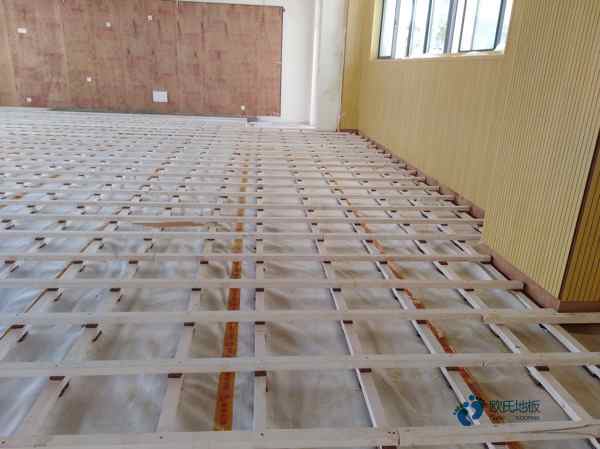 國標(biāo)籃球木地板哪家性價比高