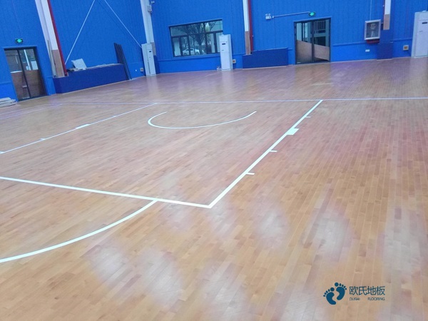 小學(xué)運(yùn)動(dòng)木地板保障