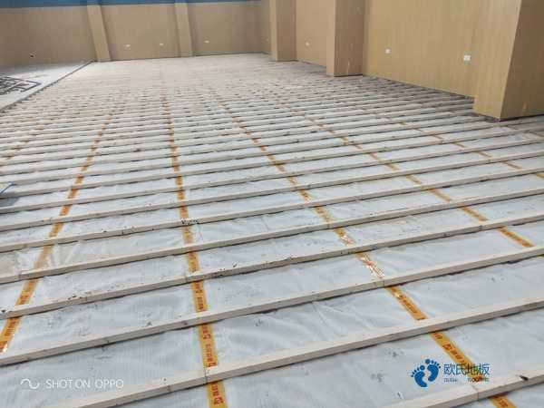 尋求體育地板每平米價(jià)格