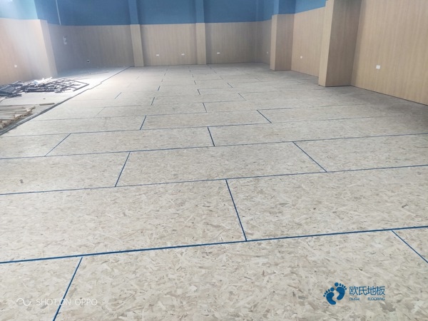 尋求體育地板每平米價(jià)格