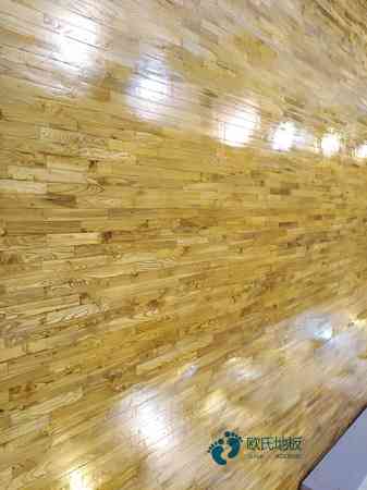 體育場館木地板價格是多少2