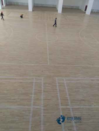 室內(nèi)運動木地板的種類