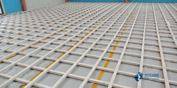 高品質(zhì)籃球木地板價格