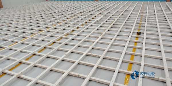 高品質(zhì)籃球木地板價格