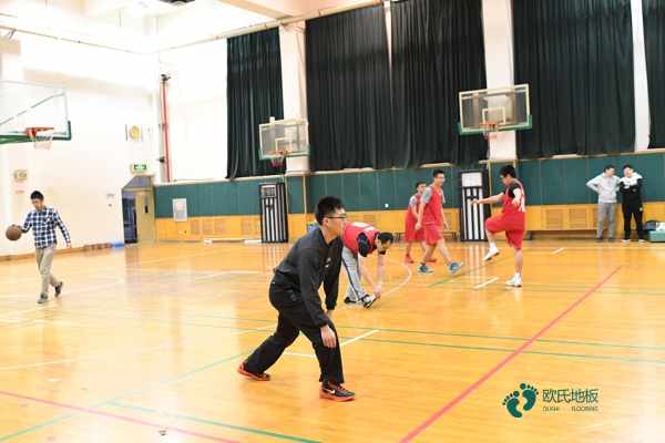 校園體育運動木地板怎么保養