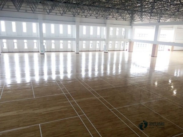 優惠的籃球體育地板回彈值