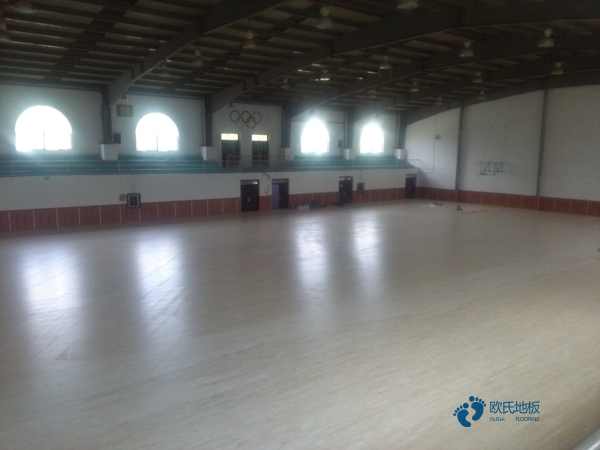 室內運動木地板用什么木好