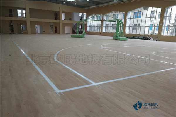 中學(xué)運(yùn)動(dòng)型地板施工單位2