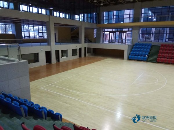 優(yōu)惠的籃球體育地板生產(chǎn)線設備