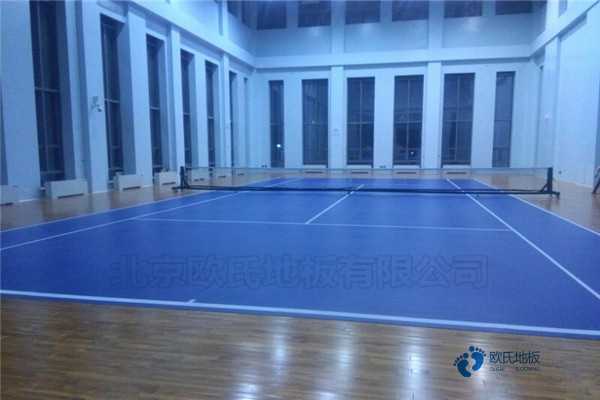 國產(chǎn)體育運動地板施工團(tuán)隊2